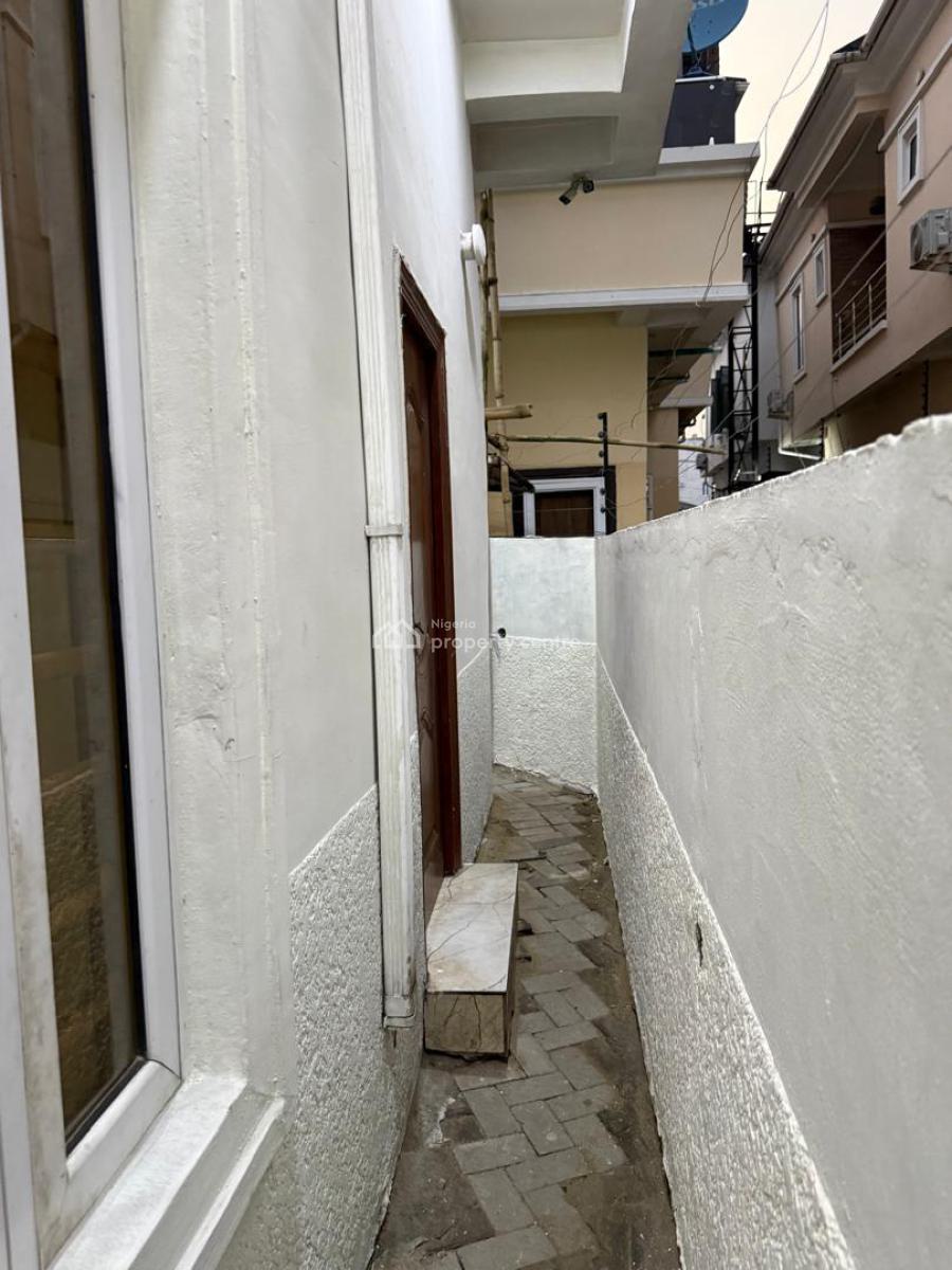 Luxury Three Bedrooms Semi-detached Duplex in a Serene Estate, Chevron, Lekki, Lekki, Lagos, Semi-detached Duplex for Rent