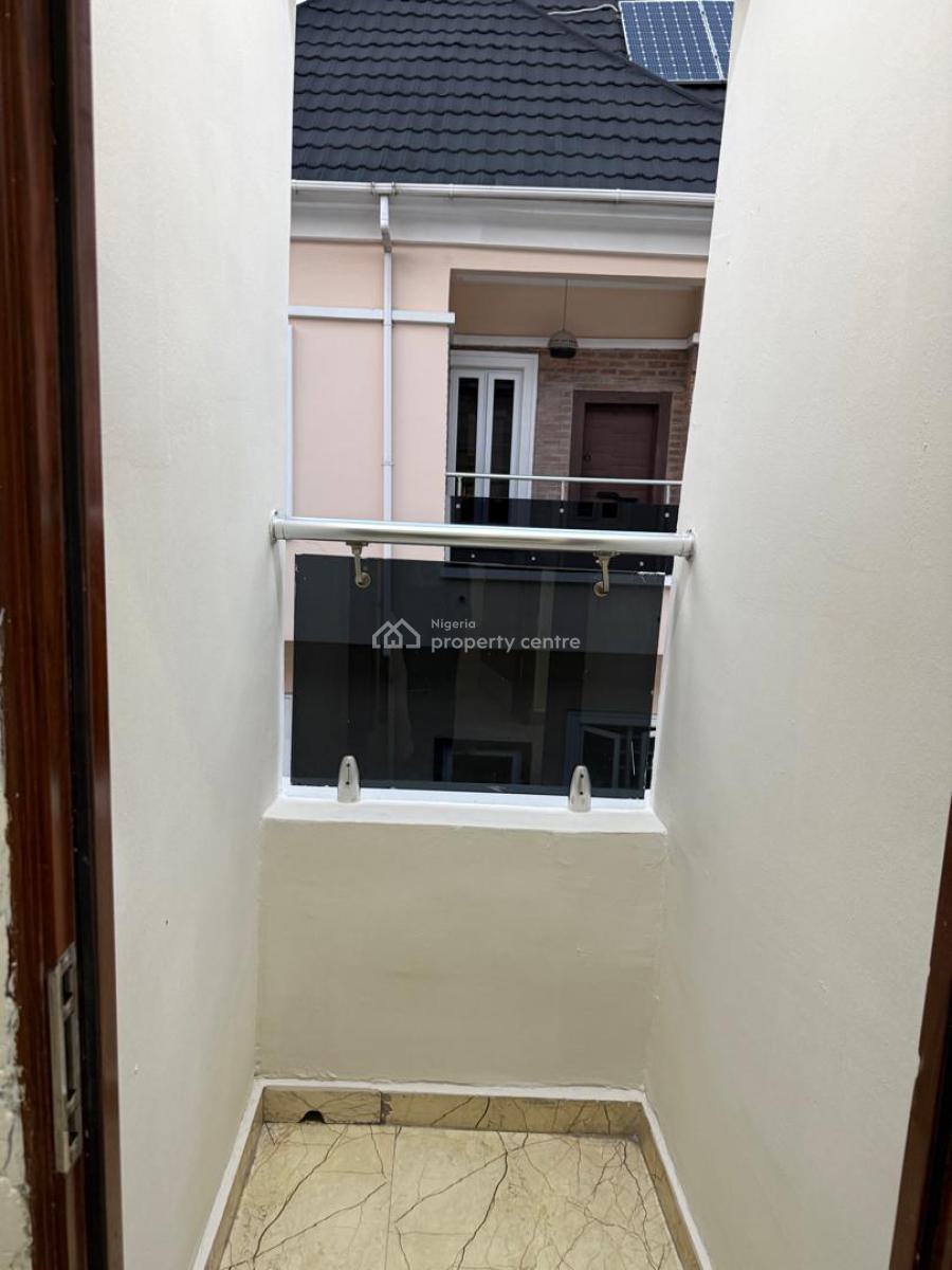 Luxury Three Bedrooms Semi-detached Duplex in a Serene Estate, Chevron, Lekki, Lekki, Lagos, Semi-detached Duplex for Rent