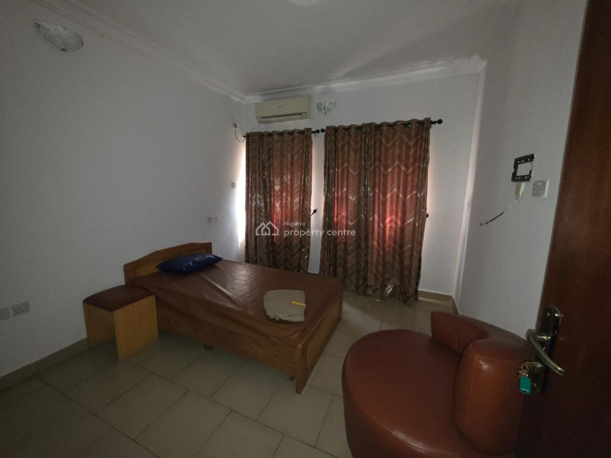 Beautiful Spacious 4 Bedrooms Semi Detached Duplex with Bq, Proper Off Admiralty Way, Lekki Phase 1, Lekki, Lagos, Semi-detached Duplex for Rent