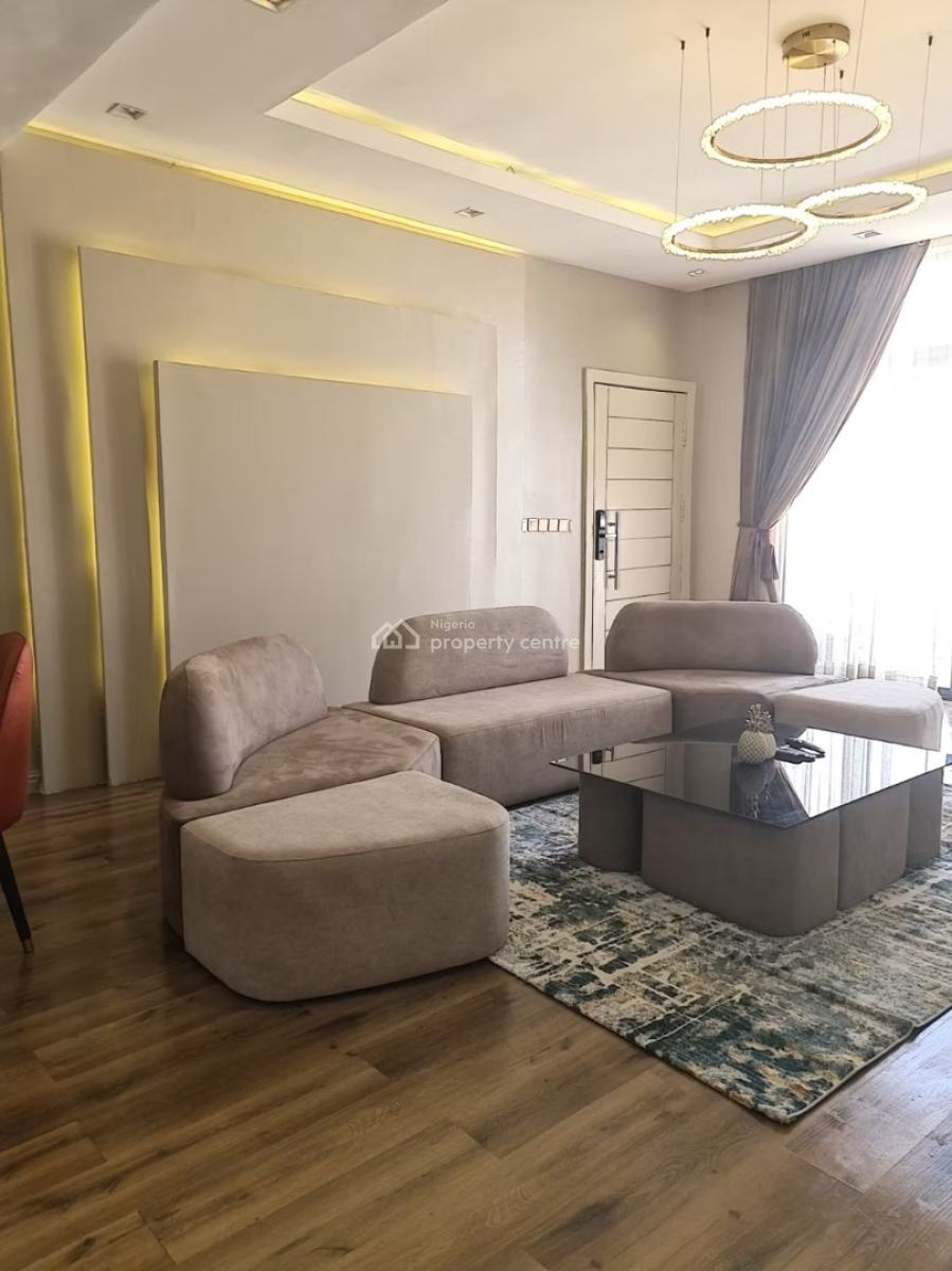 Nicely Furnished 3 Bedroom Apartment, Lekki Phase 1, Lekki, Lagos, Flat / Apartment Short Let