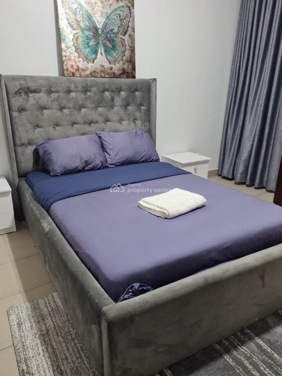 Nicely Furnished 3 Bedroom Apartment, Osapa, Lekki, Lagos, Flat / Apartment Short Let