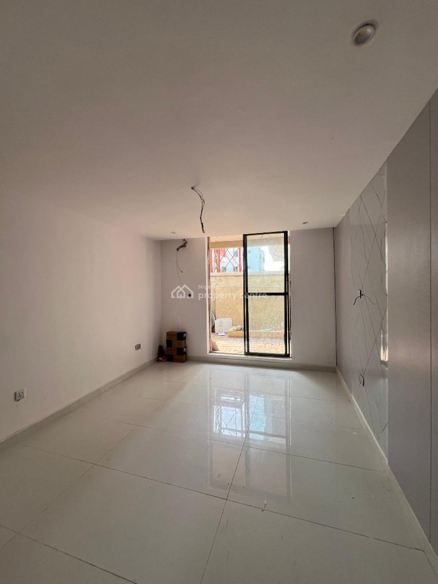 Stylish 2-bedroom Apartment, Ologolo, Lekki, Lagos, Flat / Apartment for Sale