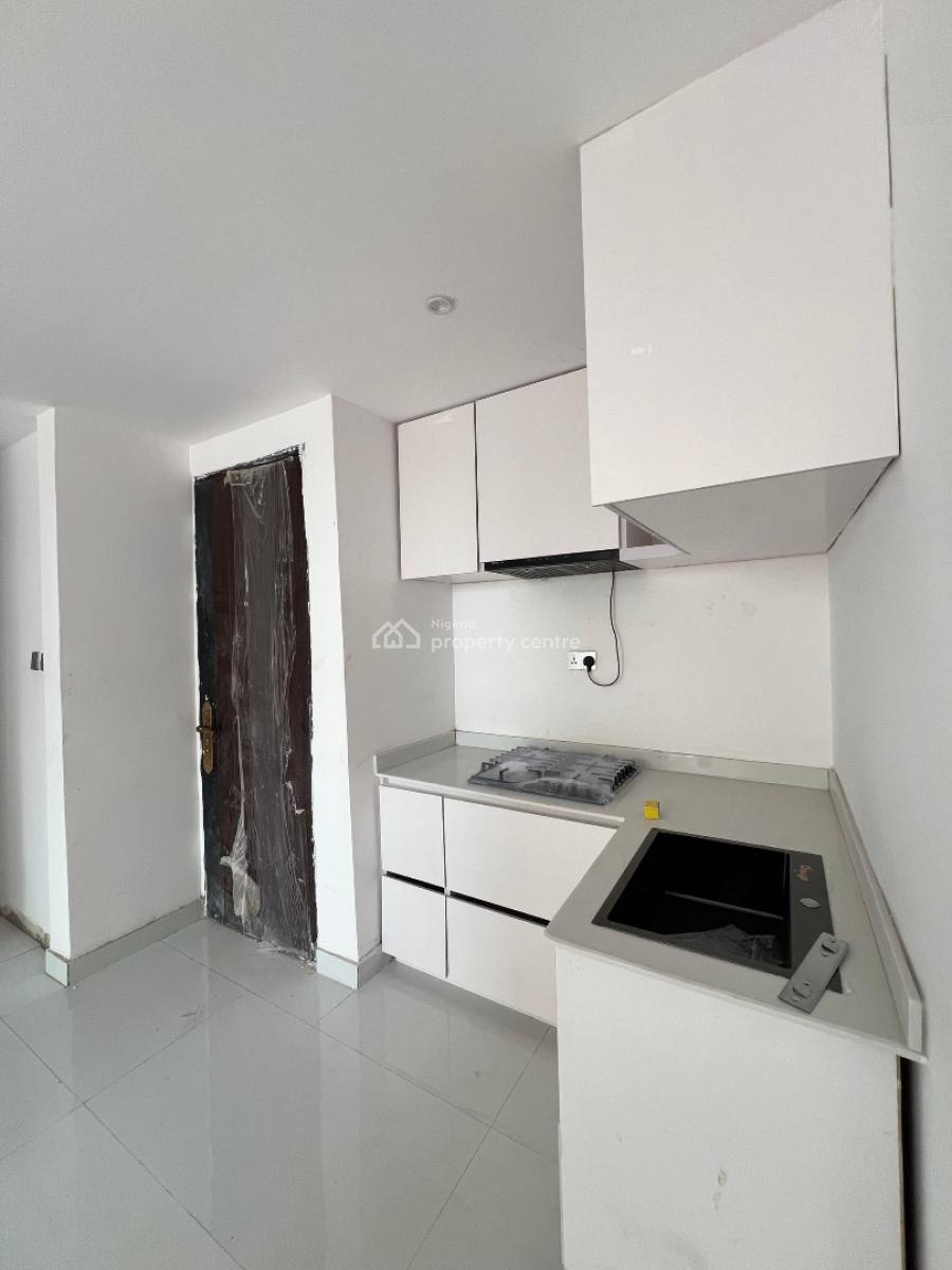 Stylish 2-bedroom Apartment, Ologolo, Lekki, Lagos, Flat / Apartment for Sale