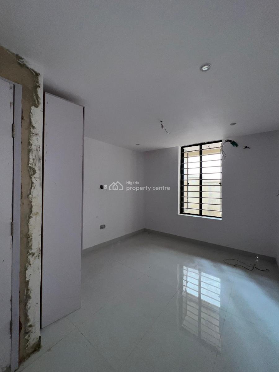 Stylish 2-bedroom Apartment, Ologolo, Lekki, Lagos, Flat / Apartment for Sale