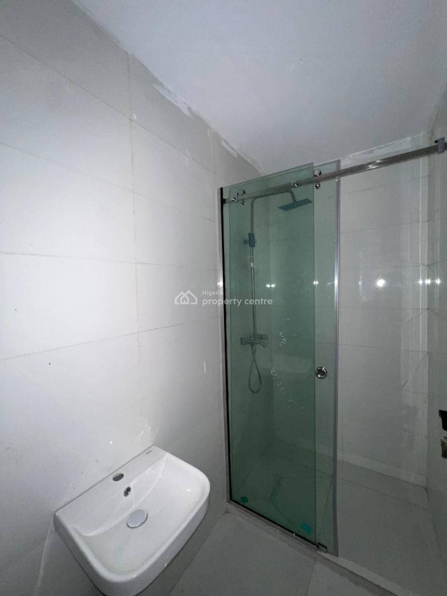 Stylish 2-bedroom Apartment, Ologolo, Lekki, Lagos, Flat / Apartment for Sale