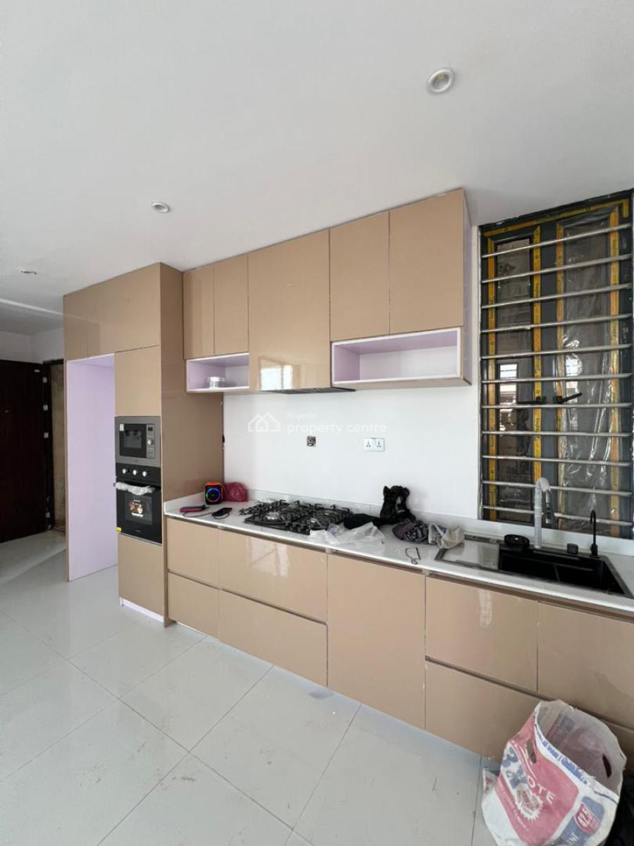 Stylish 2-bedroom Apartment, Ologolo, Lekki, Lagos, Flat / Apartment for Sale
