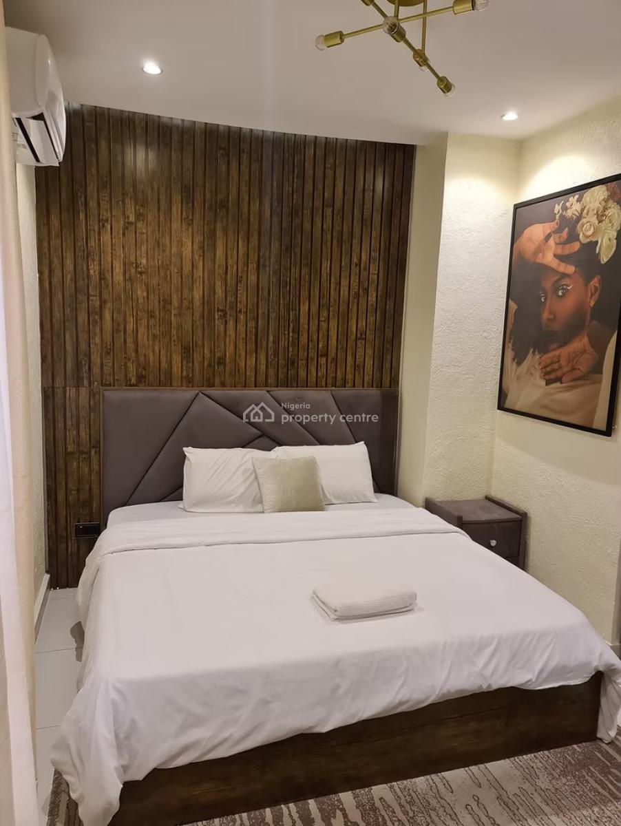 Nicely Furnished 2 Bedroom Apartment, Lekki Phase 1, Lekki, Lagos, Flat / Apartment Short Let