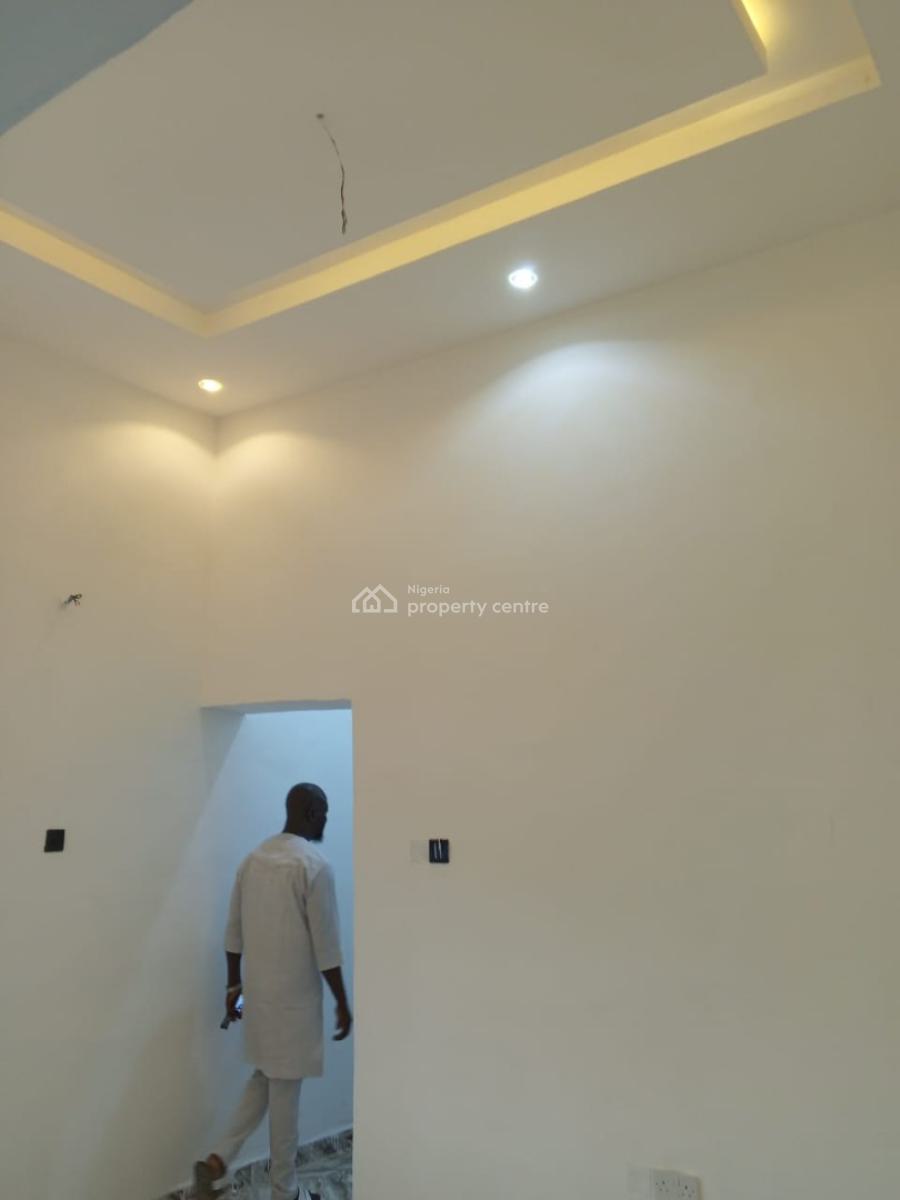 Spacious Newly Built 2 Bedroom Flats, Magodo, Lagos, Flat / Apartment for Rent