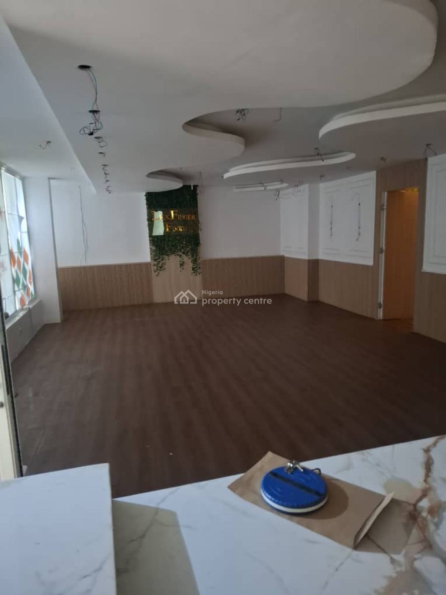 200 Sqms Shop Space Available, Lekki Phase 1, Lekki Phase 1, Lekki, Lagos, Conference / Meeting / Training Room for Rent