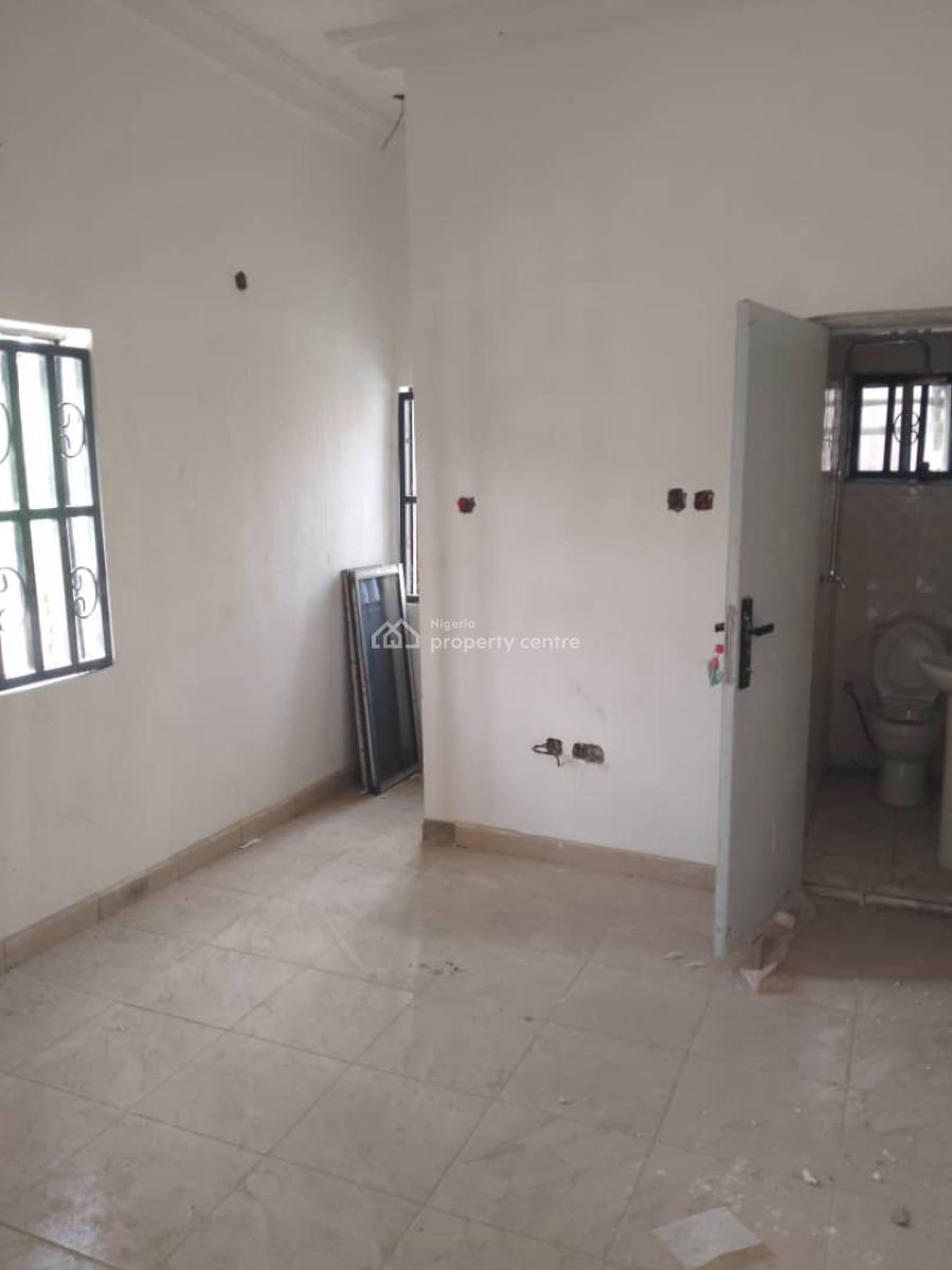 Excellent Spacious Self Contain, 6th Avenue, Gwarinpa, Abuja, Flat / Apartment for Rent