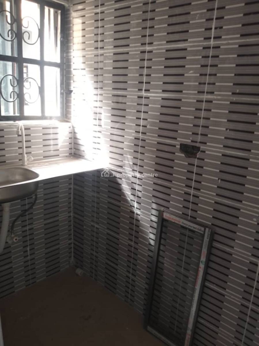Excellent Spacious Self Contain, 6th Avenue, Gwarinpa, Abuja, Flat / Apartment for Rent