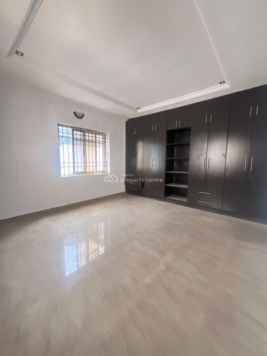 Spacious 2 Bedroom Apartment with Laundry Room, Ikate, Lekki, Lagos, Flat / Apartment for Rent