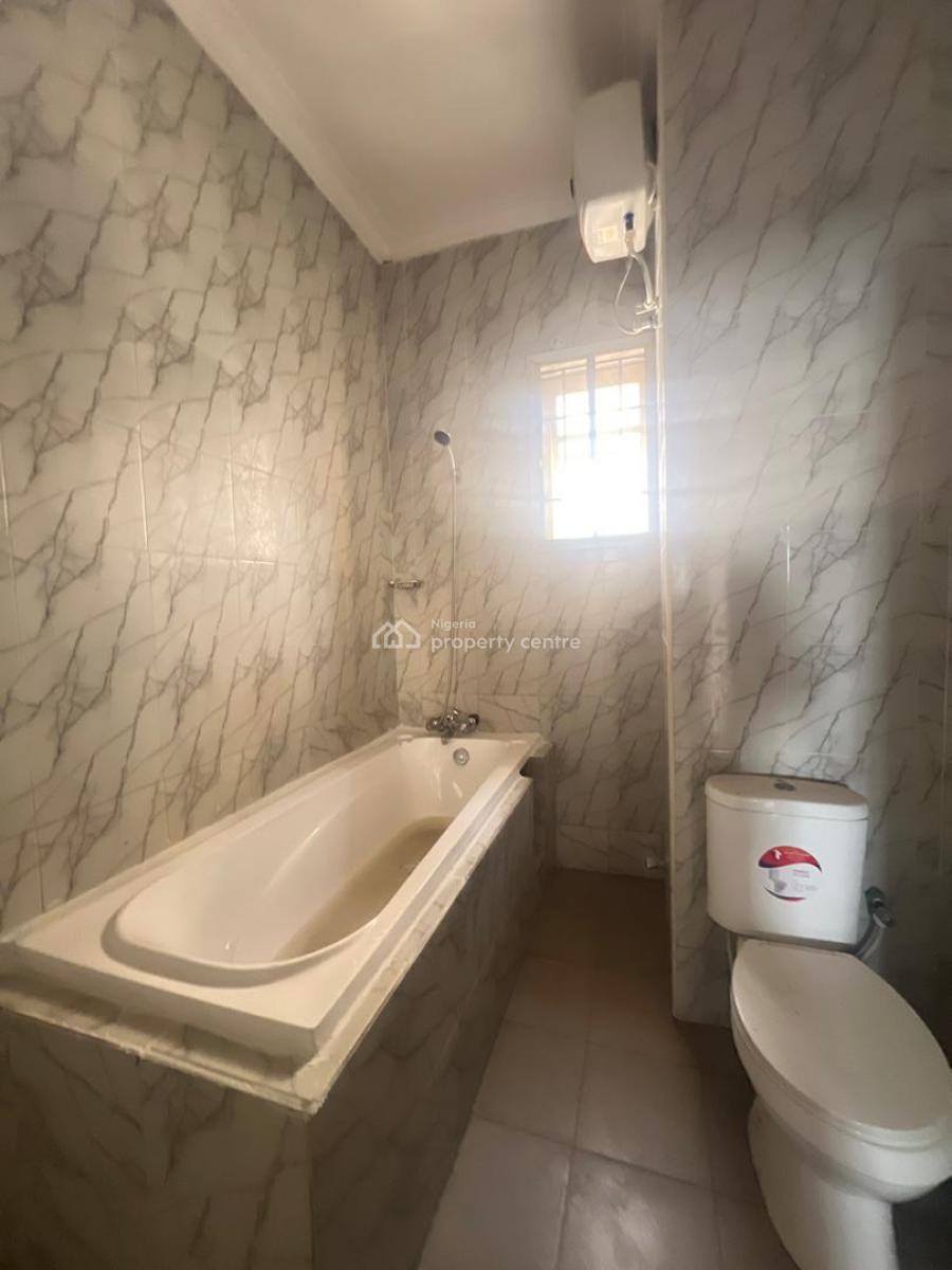 Spacious 2 Bedroom Apartment with Laundry Room, Ikate, Lekki, Lagos, Flat / Apartment for Rent