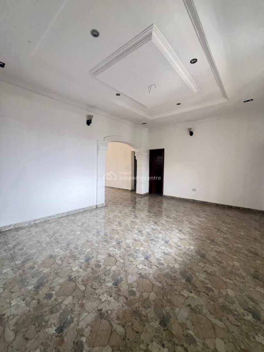 Spacious 2 Bedroom Apartment with Laundry Room, Ikate, Lekki, Lagos, Flat / Apartment for Rent