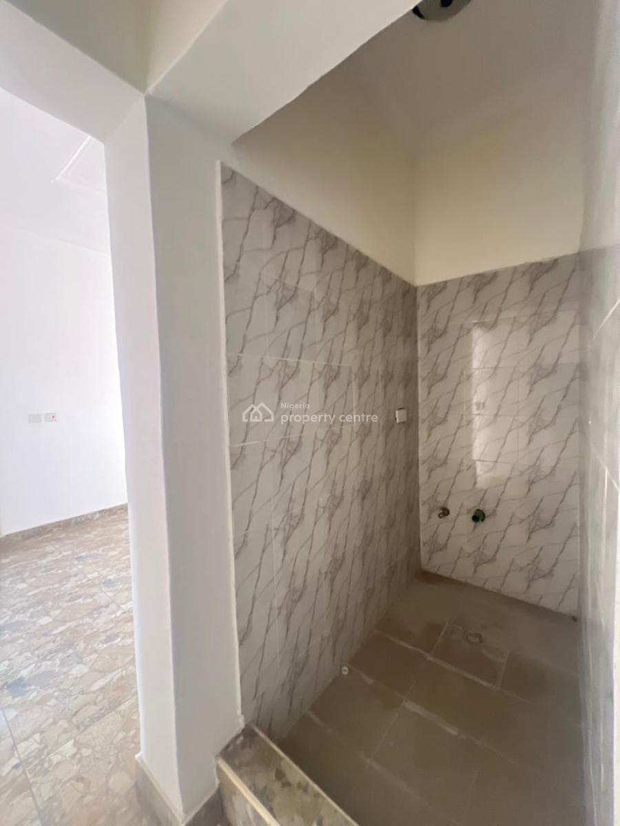 Spacious 2 Bedroom Apartment with Laundry Room, Ikate, Lekki, Lagos, Flat / Apartment for Rent