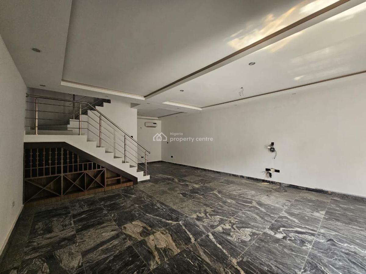 Well Maintained & Fully Serviced 4 Bedroom Terrace Duplex with Bq, Old Ikoyi, Ikoyi, Lagos, Terraced Duplex for Rent