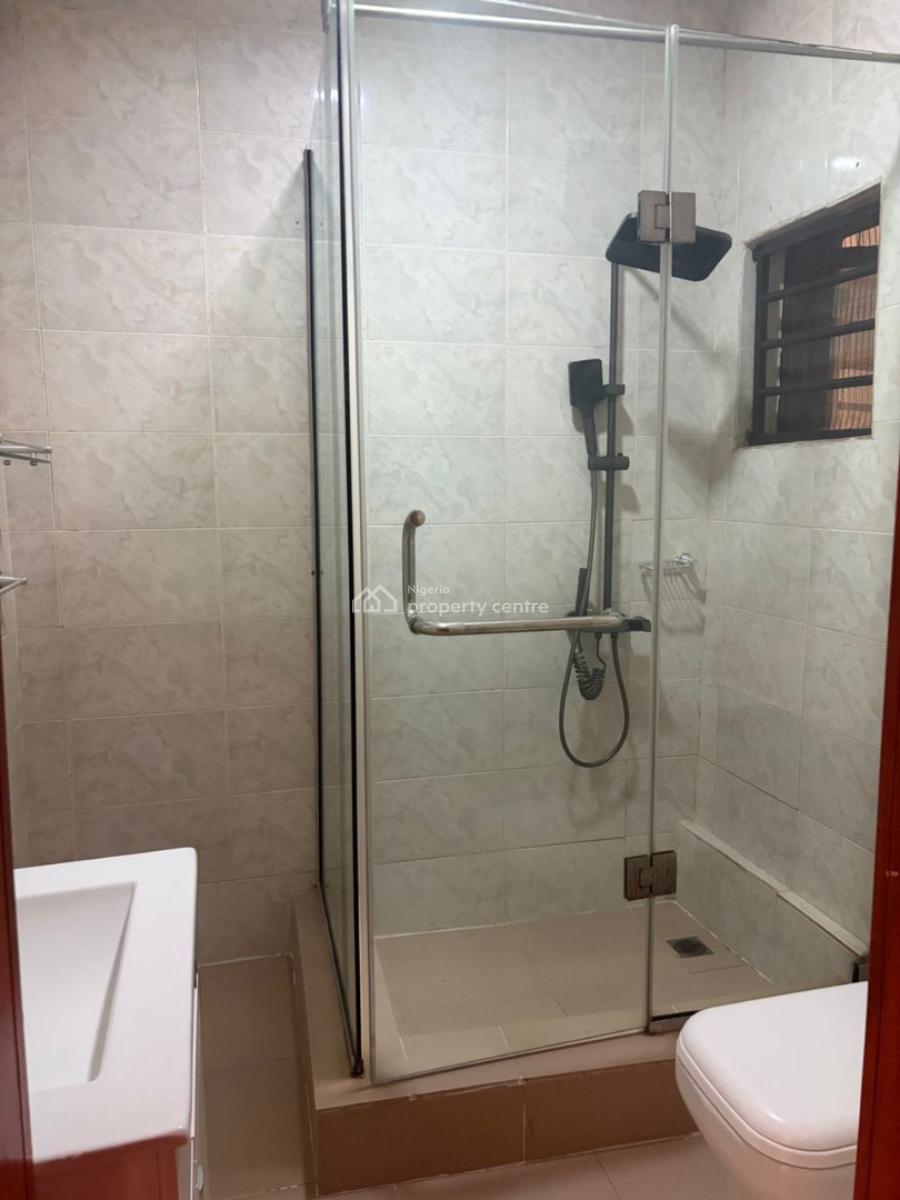 Clean & Spacious 4-bedroom Maisonette Apartment with Bq, Ikoyi, Lagos, Flat / Apartment for Rent