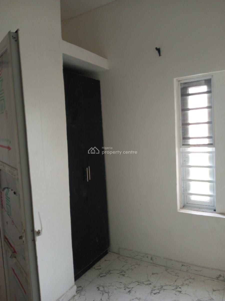 Very Clean 2 Bedroom Flat Upstairs in a Good and Secured Estate, Badore, Ajah, Lagos, Flat / Apartment for Rent