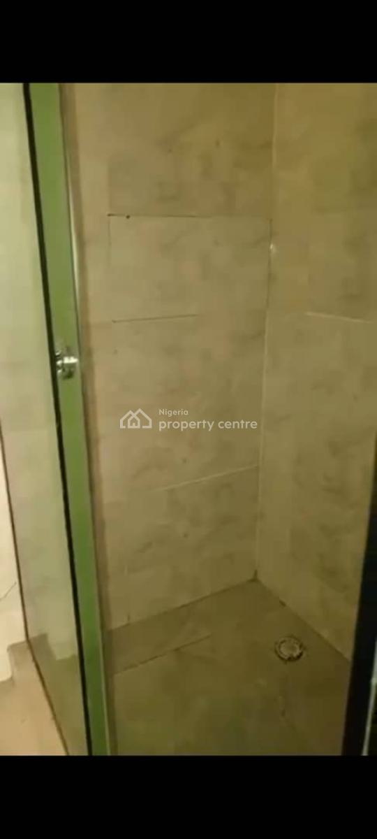 a Massive Luxurious 5 Bedroom  Duplex for Sal, Magodo Phase 2 Lagos, Gra Phase 2, Magodo, Lagos, Detached Duplex for Sale