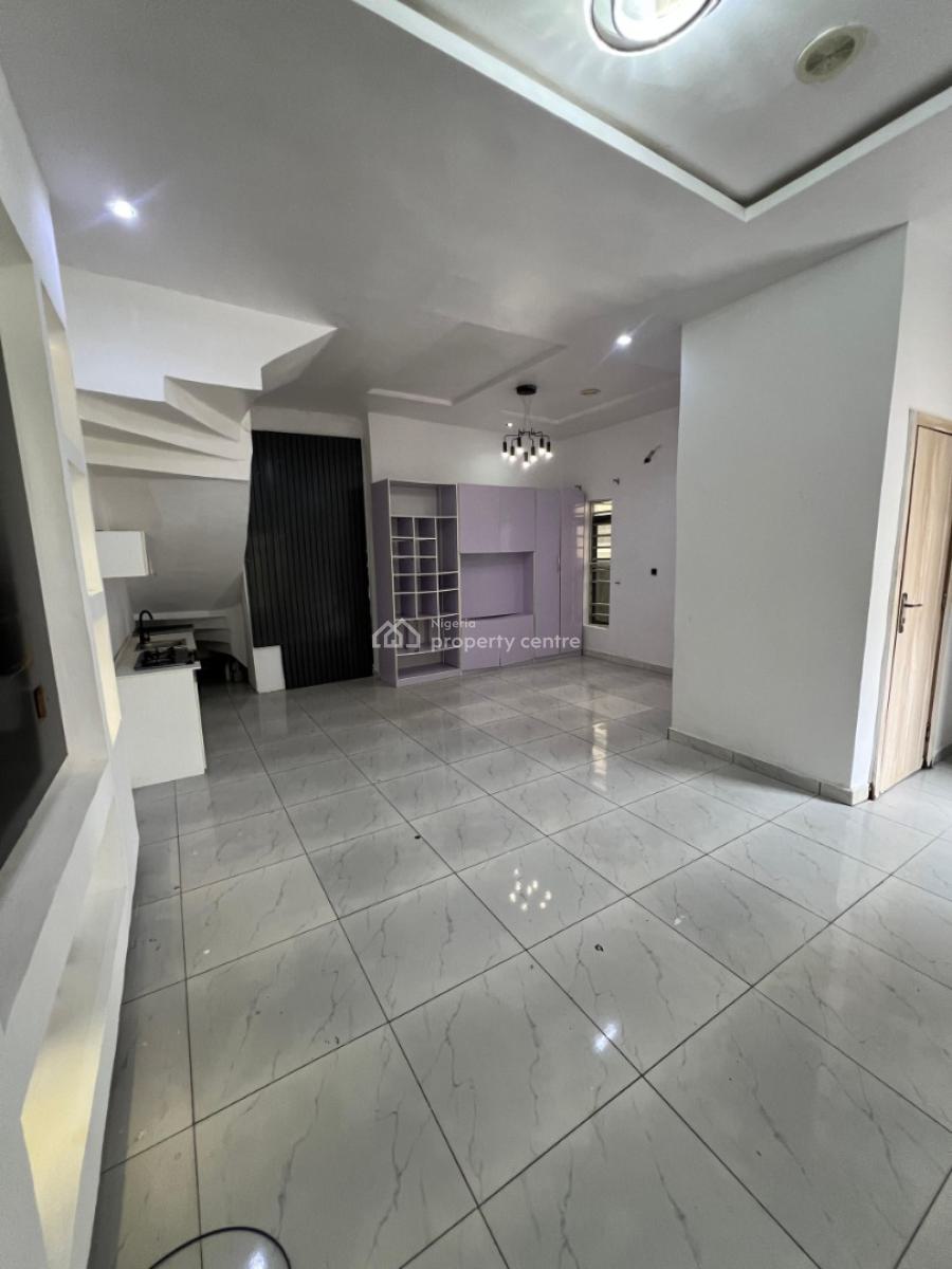 Luxury Studio Apartment with a Private Kitchen, Available for 1 Year, Orchid Road, Lekki, Lagos, Self Contain (single Rooms) for Rent