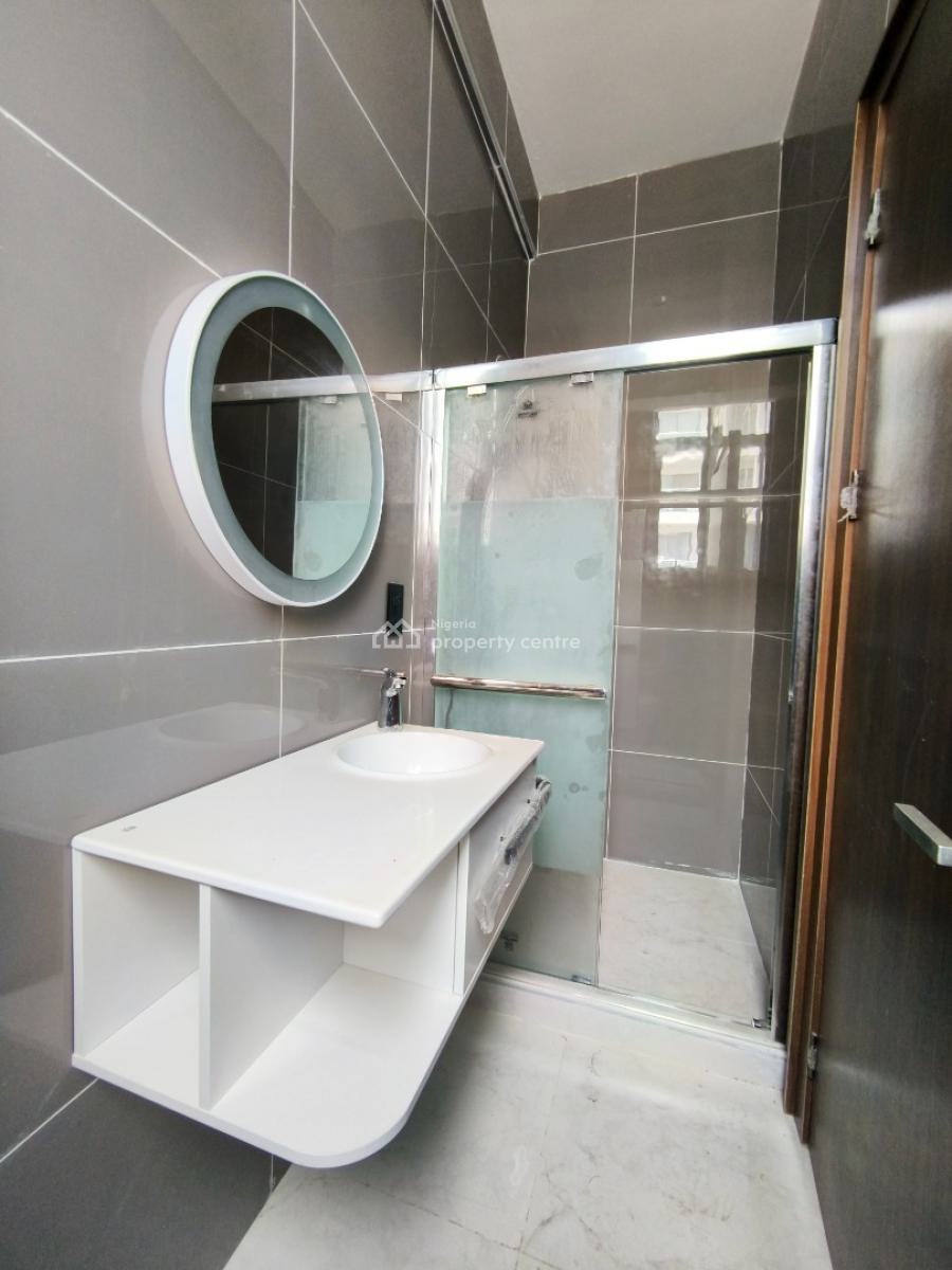 Luxury Exquisite Spacious 2 Bedroom Apartment, Lekki Phase 1, Lekki, Lagos, Flat / Apartment for Rent