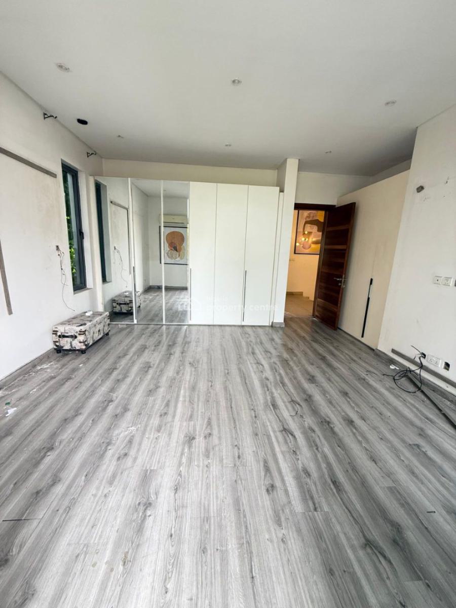 3 Bedroom Apartment with Bq, Ojora Road, Ikoyi, Lagos, Flat / Apartment for Rent