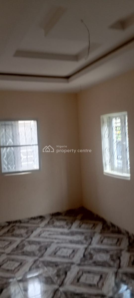 Luxurious 2 Bedroom with 3 Toilets, Olowotedo, Obafemi Owode, Ogun, Flat / Apartment for Rent