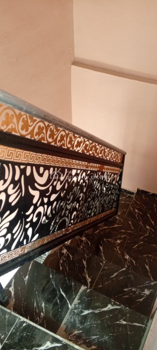 Luxurious 2 Bedroom with 3 Toilets, Olowotedo, Obafemi Owode, Ogun, Flat / Apartment for Rent