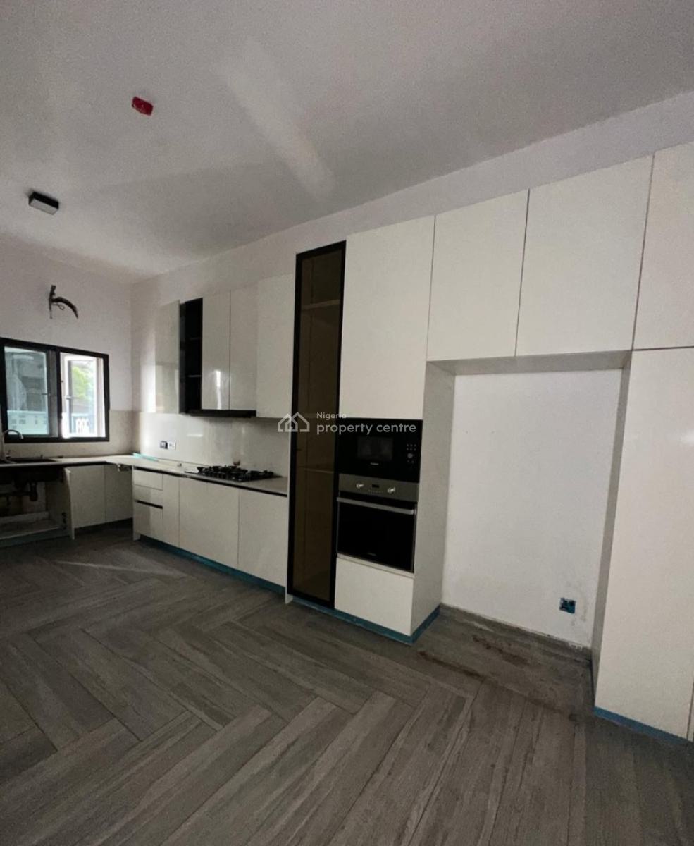 Serviced with 24/7 Power Supply 4 Bedroom En-suite Maisonette with Fit, Lekki Phase 1, Lekki, Lagos, House for Rent