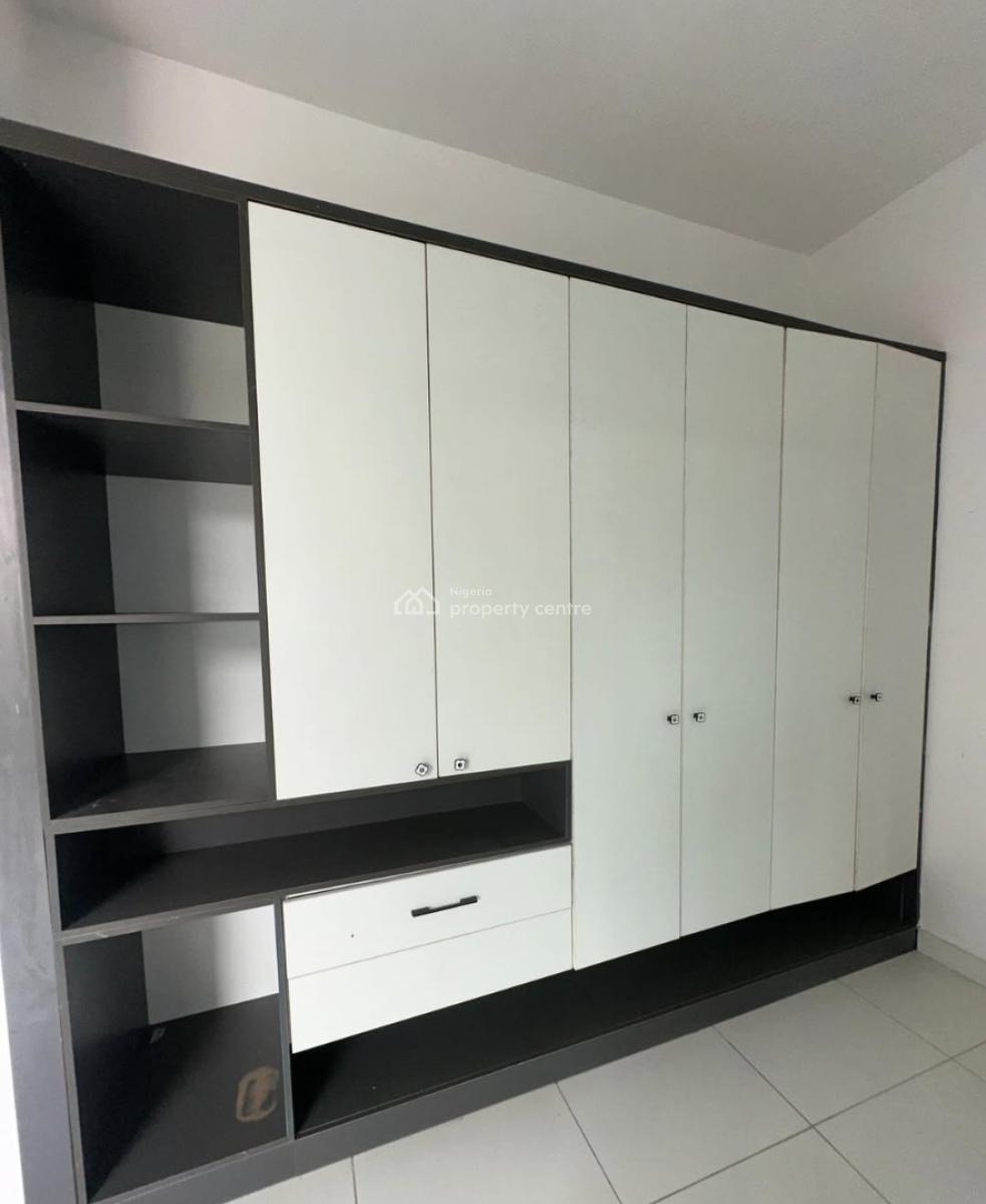 Serviced with 24/7 Power Supply 4 Bedroom En-suite Maisonette with Fit, Lekki Phase 1, Lekki, Lagos, House for Rent