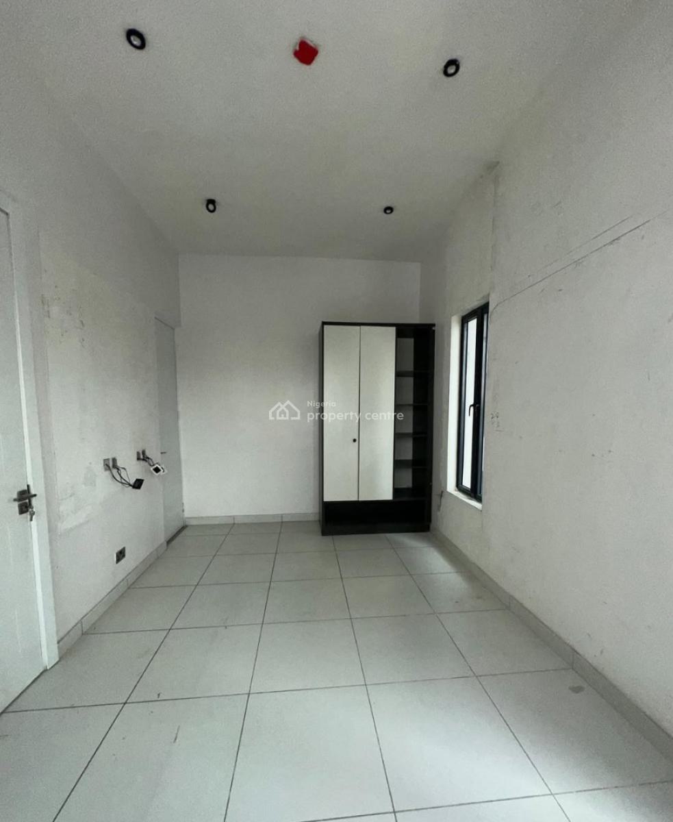 Serviced with 24/7 Power Supply 4 Bedroom En-suite Maisonette with Fit, Lekki Phase 1, Lekki, Lagos, House for Rent