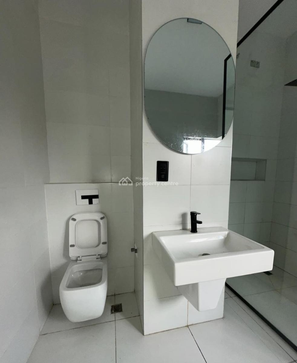 Serviced with 24/7 Power Supply 4 Bedroom En-suite Maisonette with Fit, Lekki Phase 1, Lekki, Lagos, House for Rent