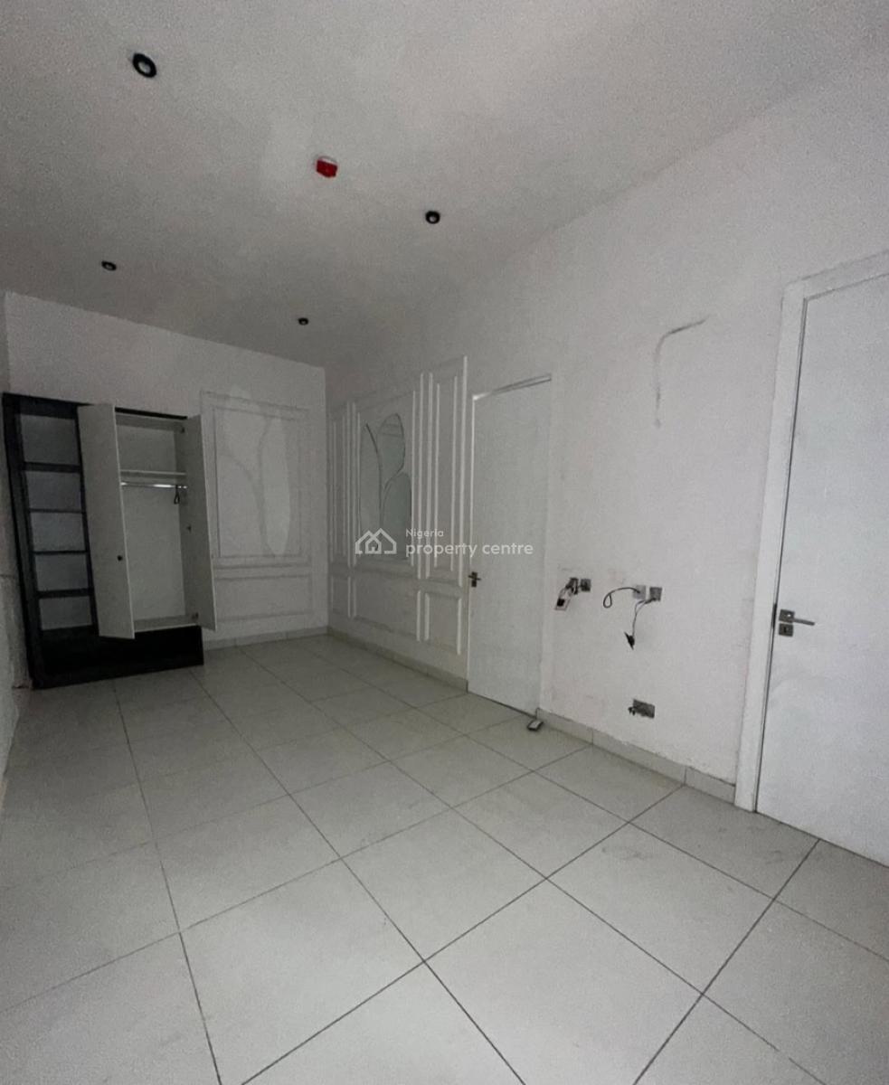 Serviced with 24/7 Power Supply 4 Bedroom En-suite Maisonette with Fit, Lekki Phase 1, Lekki, Lagos, House for Rent