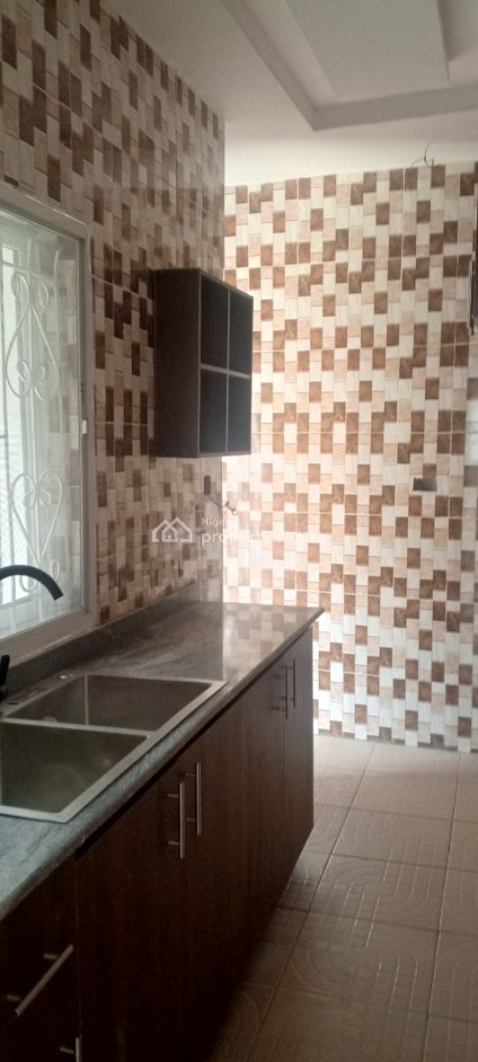 Luxury Executive 2 Bedroom Flat with 3 Toilets, Short Drive From Arepo Magboro, Orinmerunmu, Asese, Ibafo, Ogun, Flat / Apartment for Rent