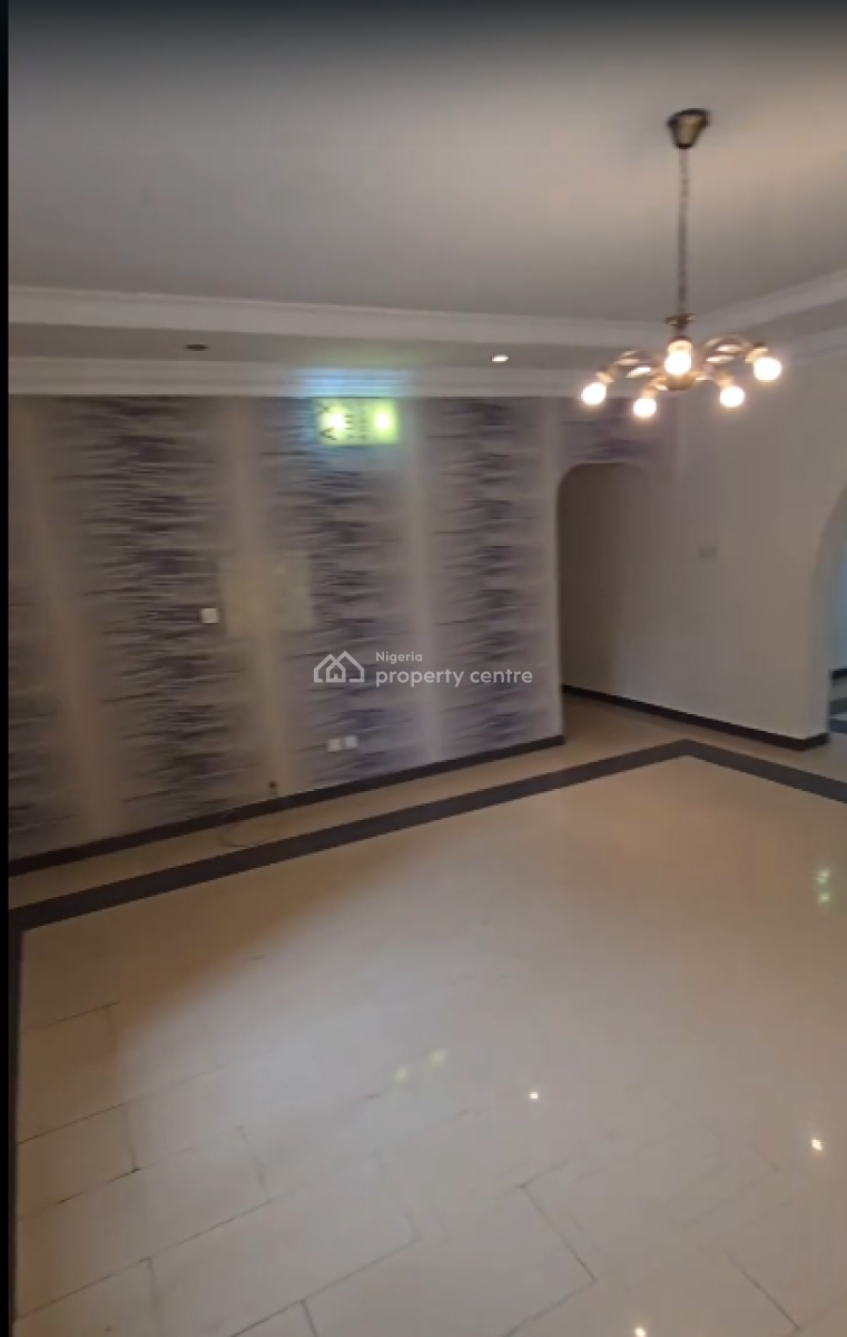 Spacious 3-bedroom Apartment on The Ground Floor, Lekki Phase 1, Lekki, Lagos, Flat / Apartment for Rent
