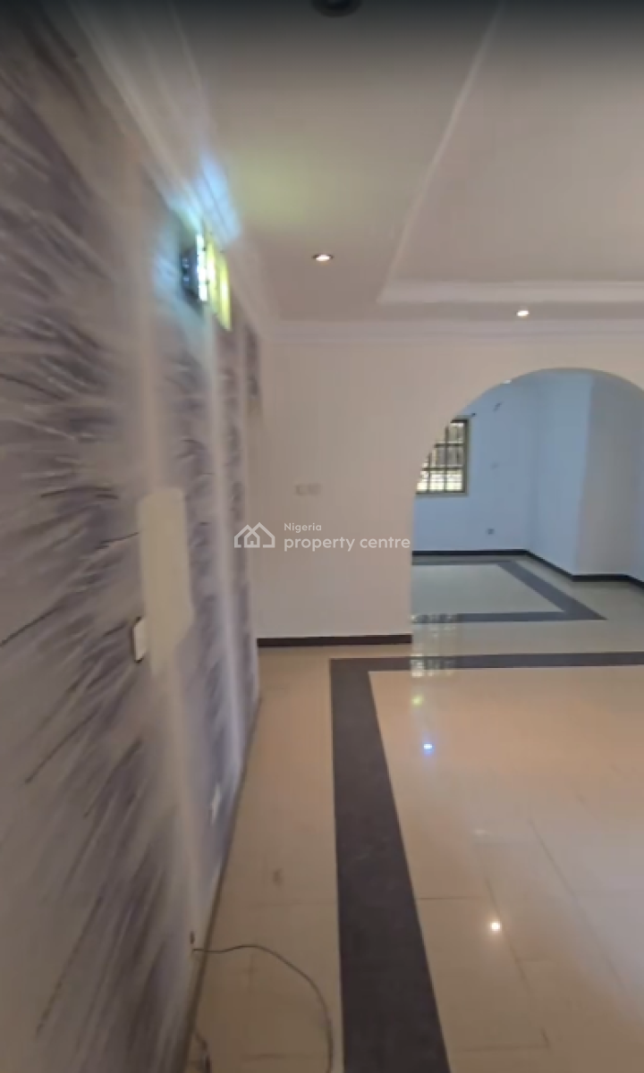Spacious 3-bedroom Apartment on The Ground Floor, Lekki Phase 1, Lekki, Lagos, Flat / Apartment for Rent