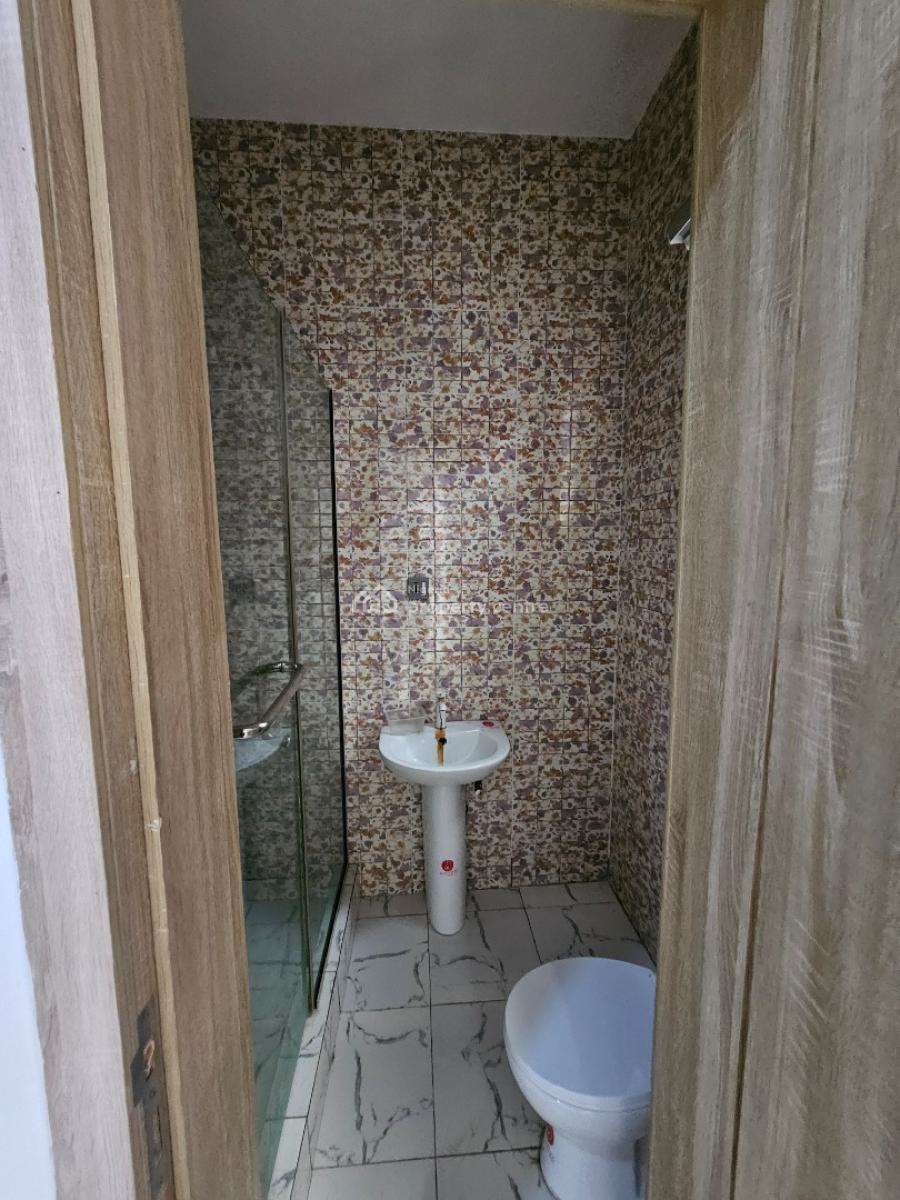 4bedroom Self Compound Terrace Duplex, Lekki, Lagos, Terraced Duplex for Sale