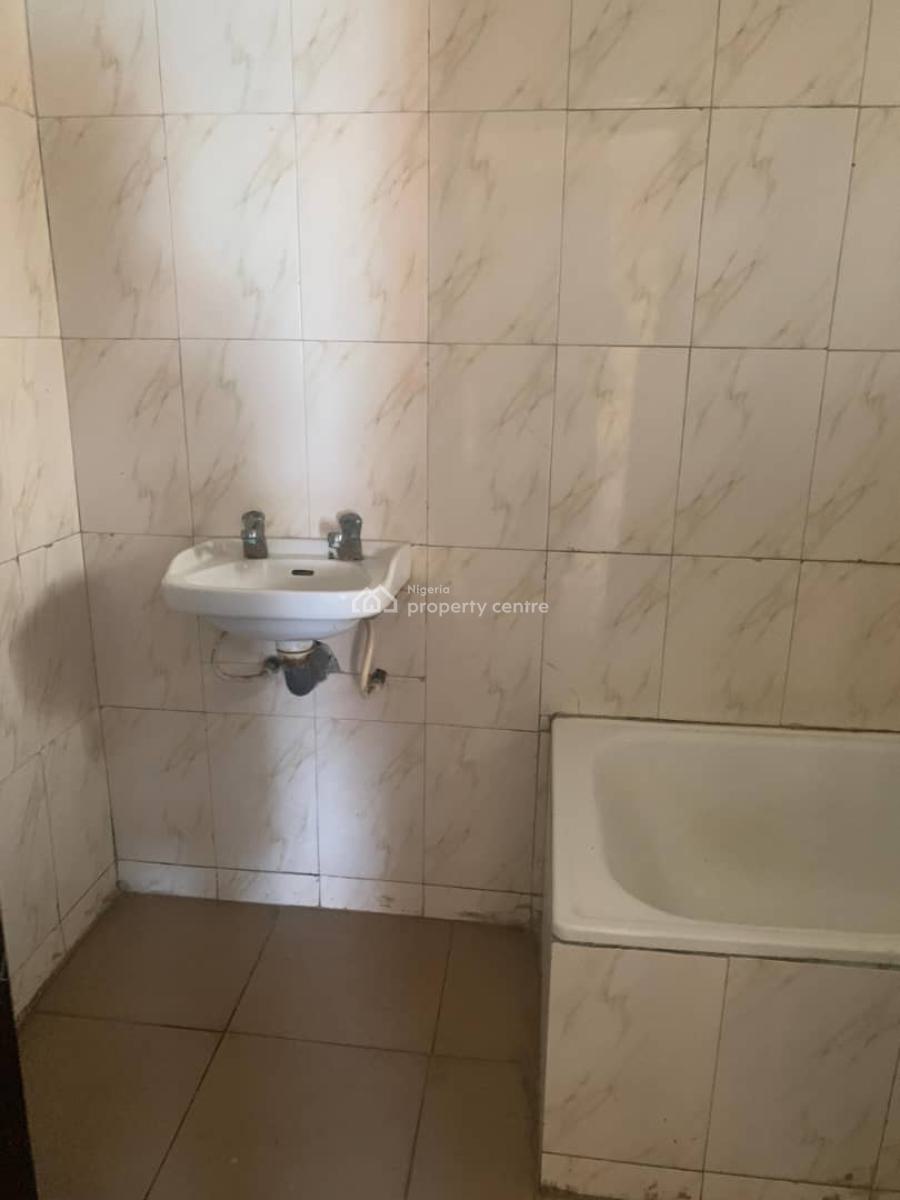 4 Bedroom, Mobolaji Johnson, Lekki Phase 1, Lekki, Lagos, Semi-detached Duplex for Rent