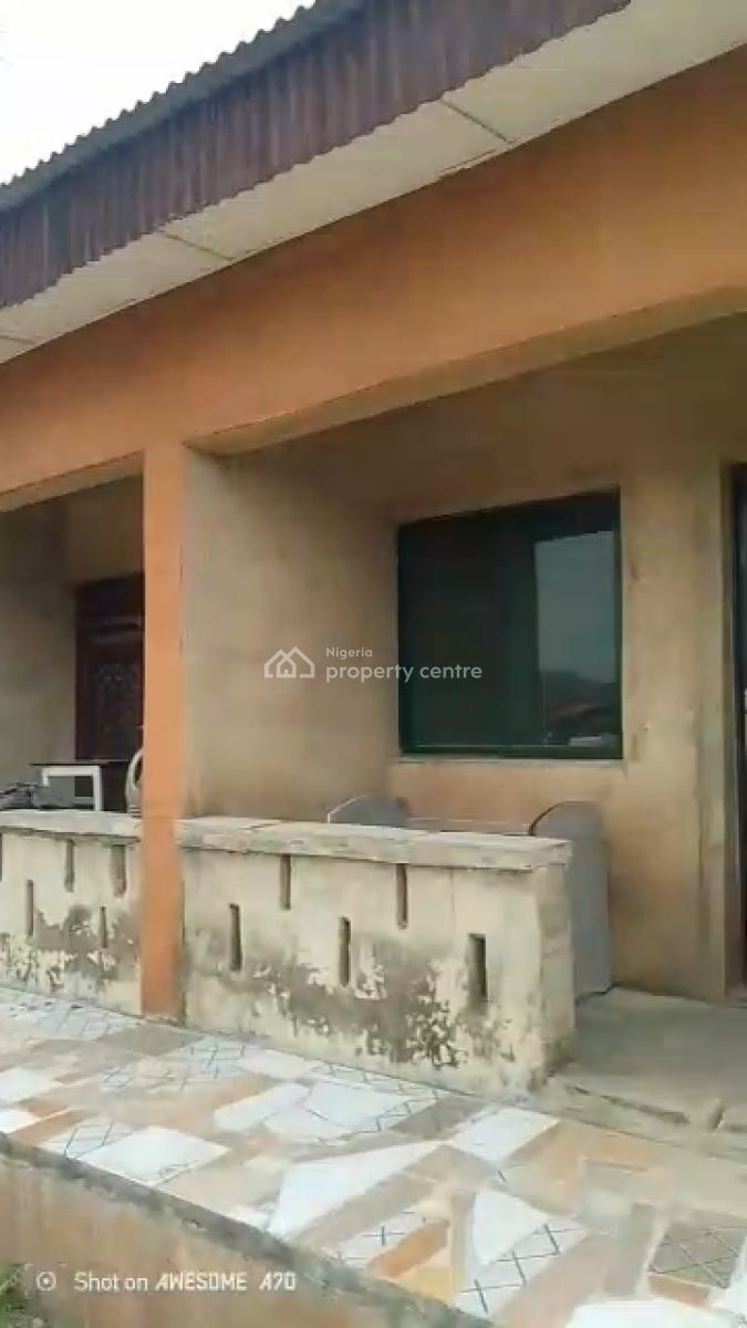 Neatly Used Self Contain Apartment, Pako, Community Road, Akoka, Yaba, Lagos, Self Contain (single Rooms) for Rent