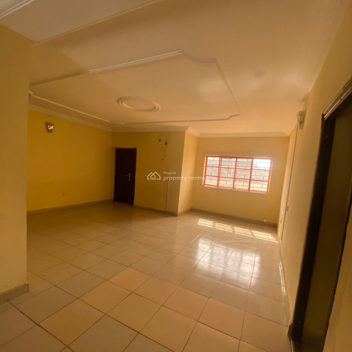 Spacious Well Maintained 2bedroom Flat (2nd Floor), 4th Avenue, Gwarinpa, Abuja, Flat / Apartment for Rent