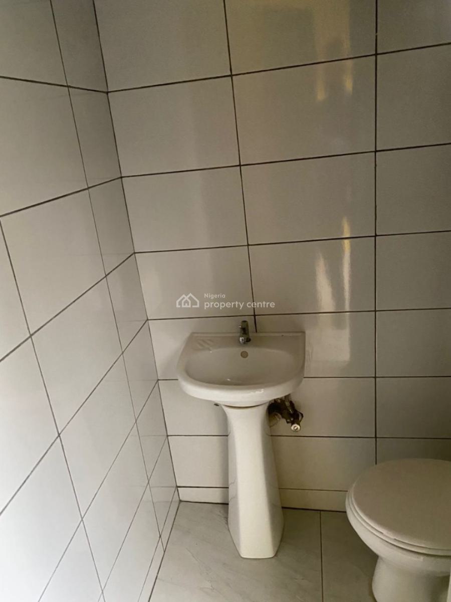 Clean 1 Bedroom Flat  Jahi, Jahi, Jahi, Abuja, Mini Flat (room and Parlour) for Rent