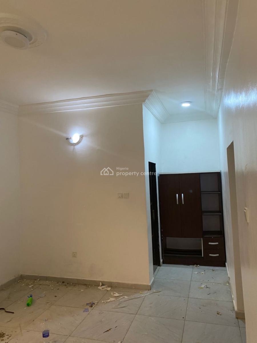 Clean 1 Bedroom Flat  Jahi, Jahi, Jahi, Abuja, Mini Flat (room and Parlour) for Rent