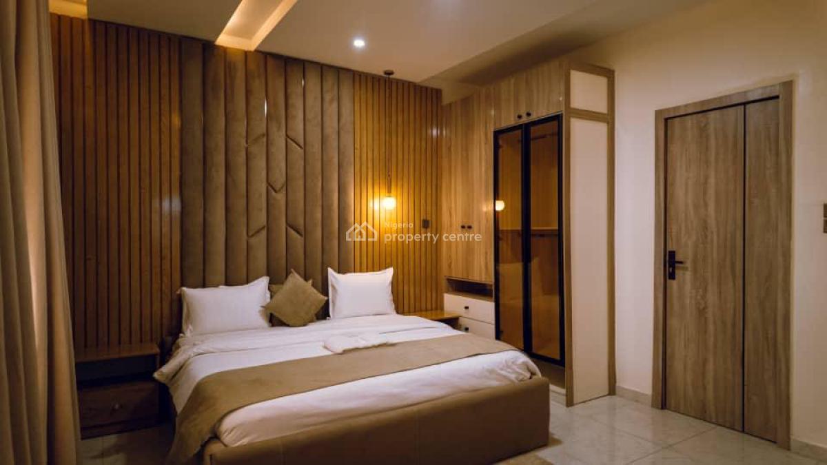 2-bedroom Fully Serviced Flat -- All Rooms En-suite at Ikate Lekki Lag, Meadow Hall Way, Ikate Elegushi, Lekki, Lagos, Flat / Apartment for Rent