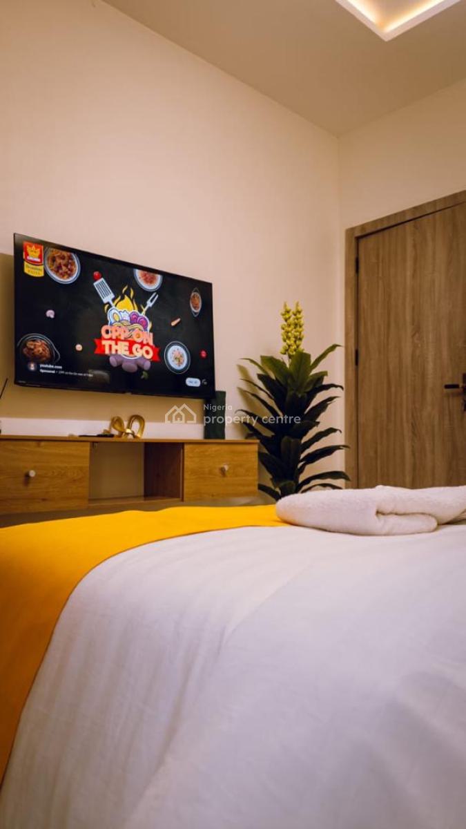 2-bedroom Fully Serviced Flat -- All Rooms En-suite at Ikate Lekki Lag, Meadow Hall Way, Ikate Elegushi, Lekki, Lagos, Flat / Apartment for Rent