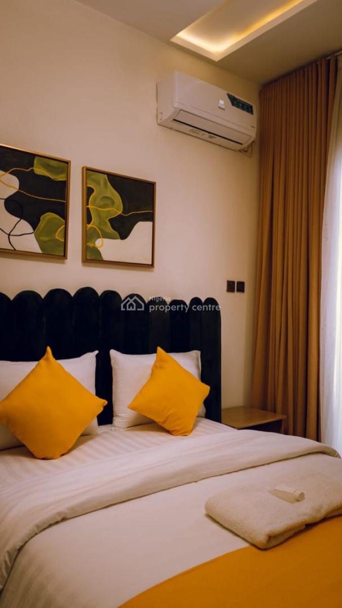 2-bedroom Fully Serviced Flat -- All Rooms En-suite at Ikate Lekki Lag, Meadow Hall Way, Ikate Elegushi, Lekki, Lagos, Flat / Apartment for Rent