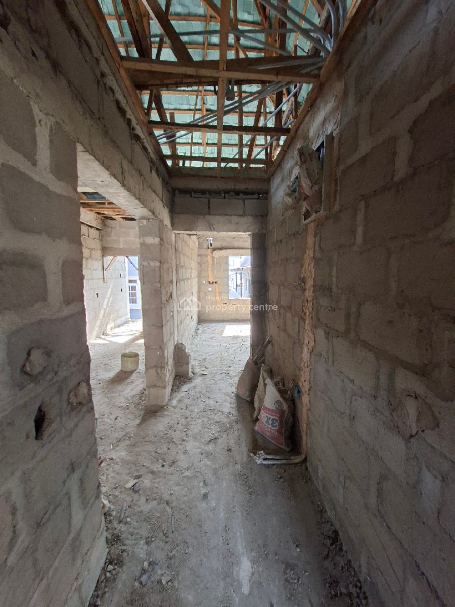 Uncompleted Block of 3bedroom & 2bedroom, Parkview Estate, Ago Palace, Isolo, Lagos, Block of Flats for Sale