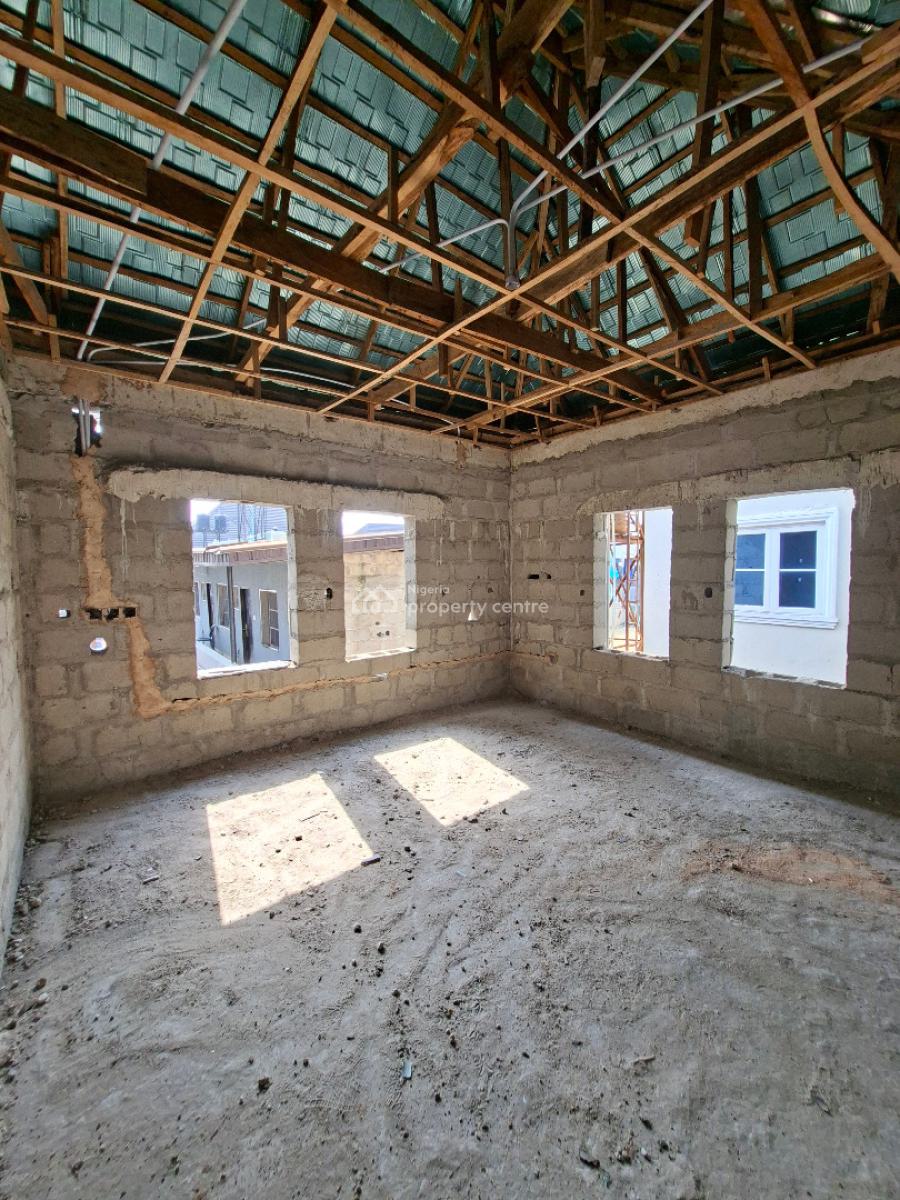 Uncompleted Block of 3bedroom & 2bedroom, Parkview Estate, Ago Palace, Isolo, Lagos, Block of Flats for Sale