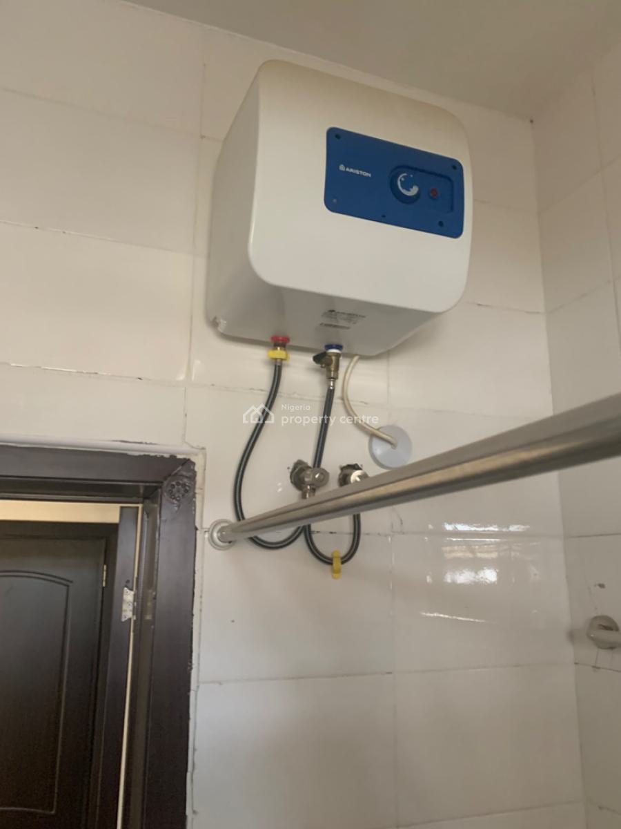 3 Bedroom Flat on The First Floor., Durumi District, Abuja, Durumi, Abuja, Flat / Apartment for Rent