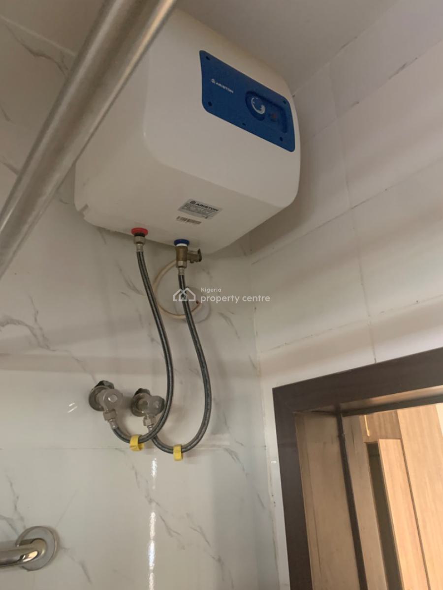 3 Bedroom Flat on The First Floor., Durumi District, Abuja, Durumi, Abuja, Flat / Apartment for Rent