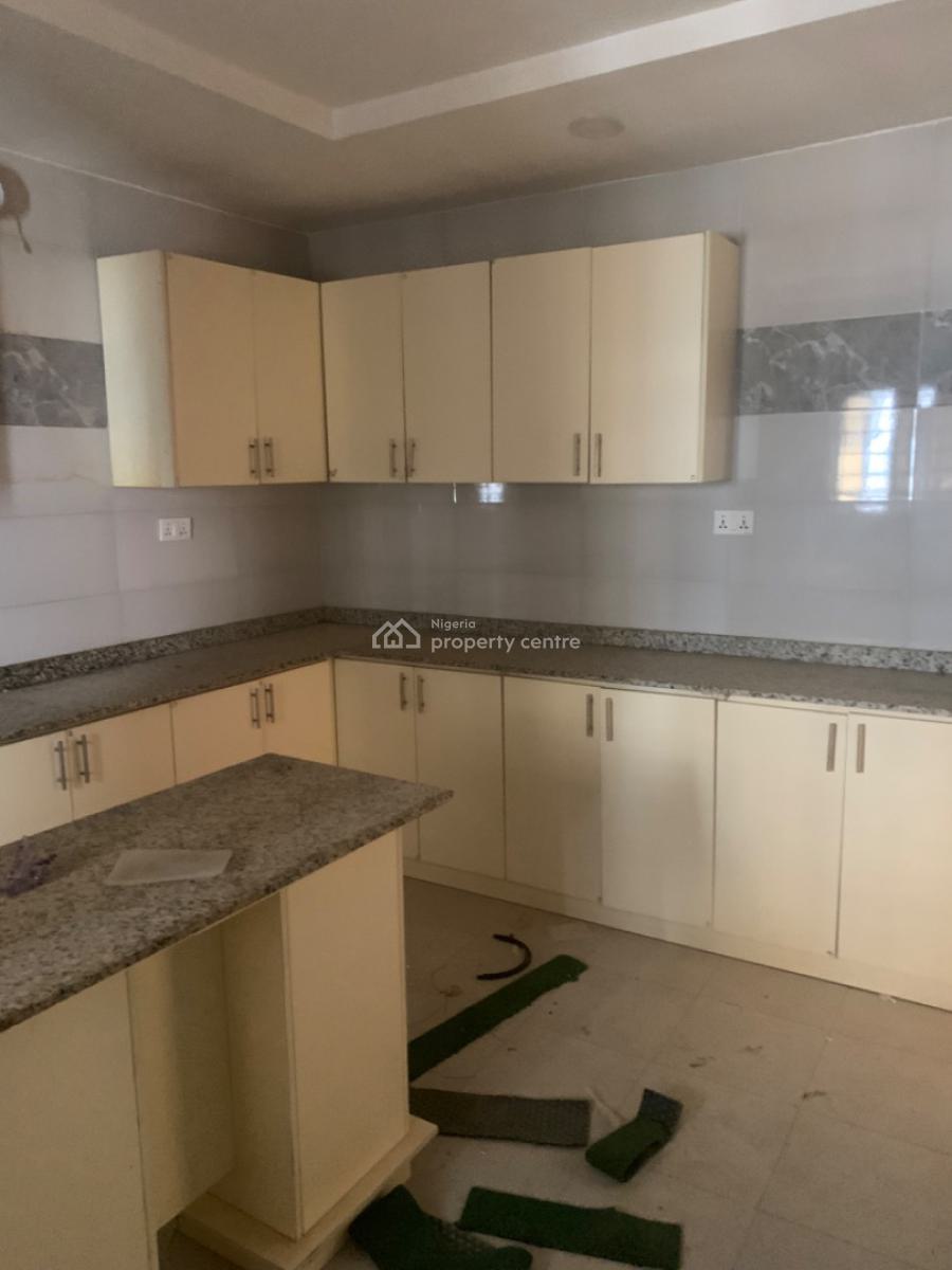 3 Bedroom Flat on The First Floor., Durumi District, Abuja, Durumi, Abuja, Flat / Apartment for Rent